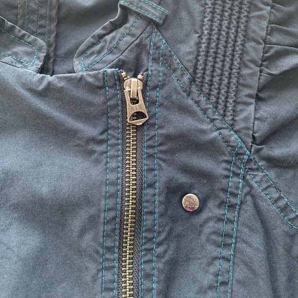 Armani Exchange Pleated Jacket - Picture 6 of 13